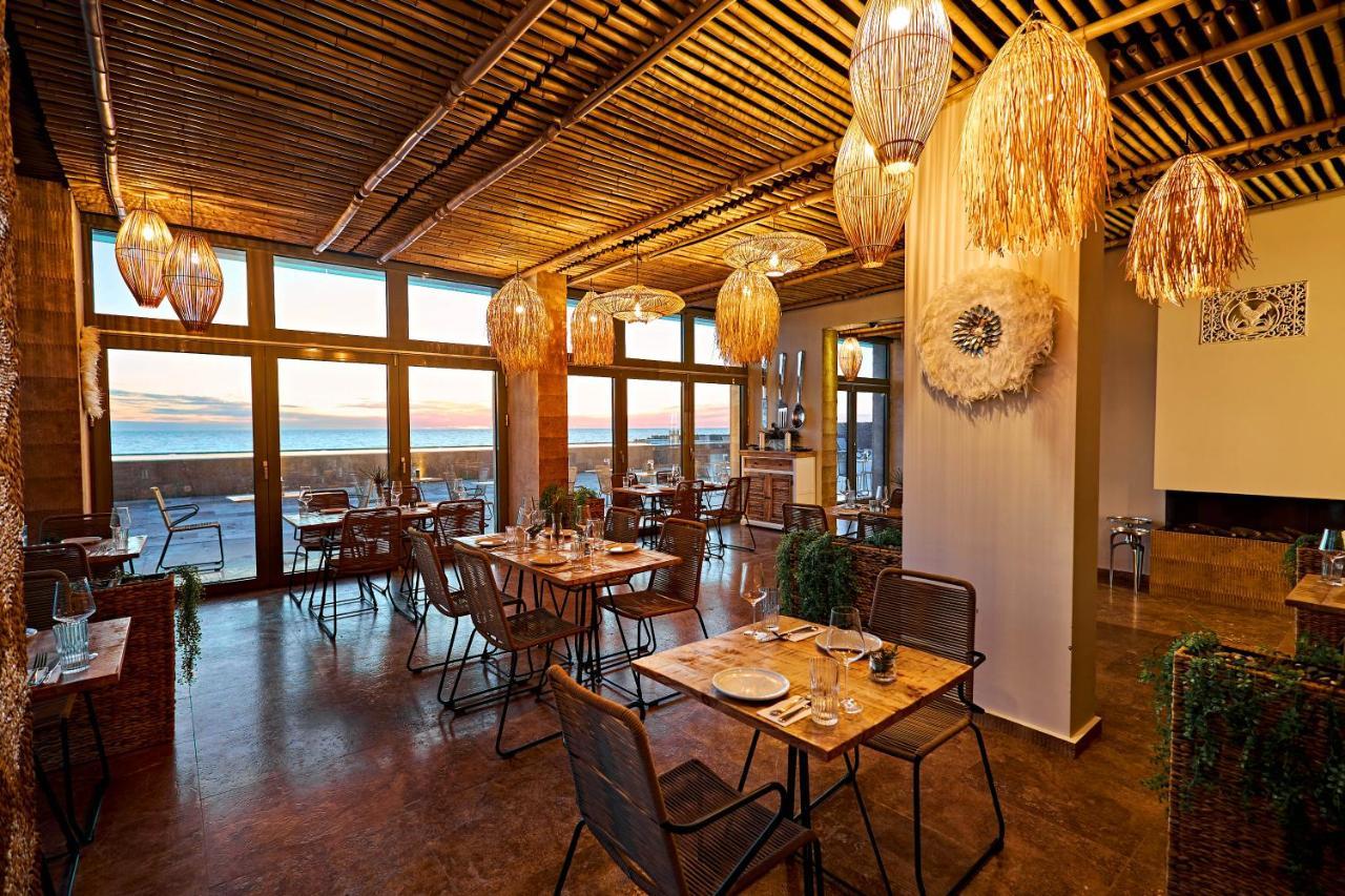 Miramare Magnetic Beach Hotel Кобулети Екстериор снимка