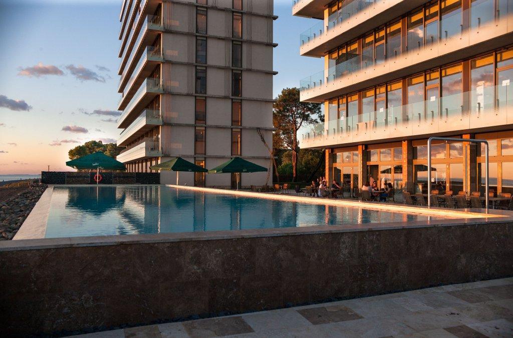 Miramare Magnetic Beach Hotel Кобулети Екстериор снимка