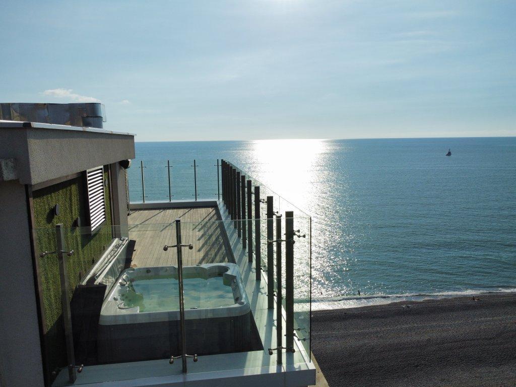 Miramare Magnetic Beach Hotel Кобулети Екстериор снимка