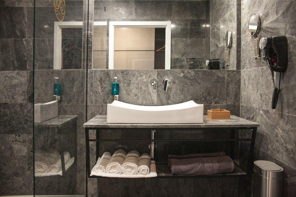 Miramare Magnetic Beach Hotel Кобулети Екстериор снимка