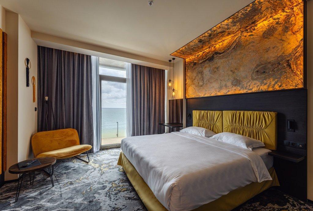 Miramare Magnetic Beach Hotel Кобулети Екстериор снимка